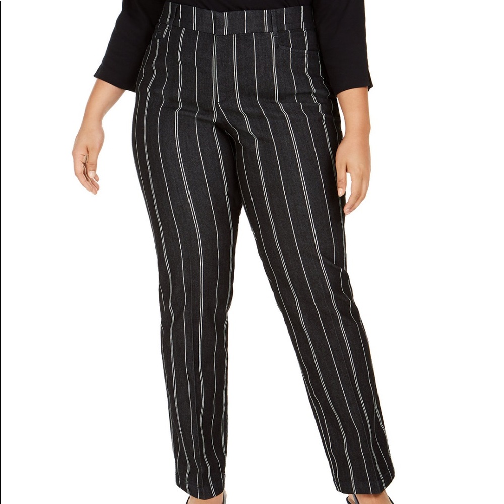 Plus Size Stripped Trousers
